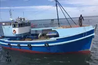 Ярусное судно продается