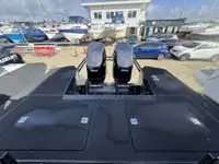 Жёсткая надувная лодка продается